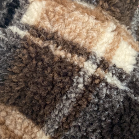 Jacket - Picture 3 of 7